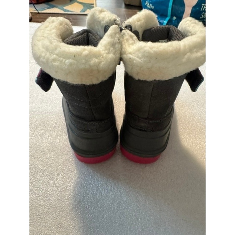 Cat & Jack Toddler Girls Size 7 Gray Pink Faux Fur Winter Duck Boots Side Zip - Picture 2 of 7
